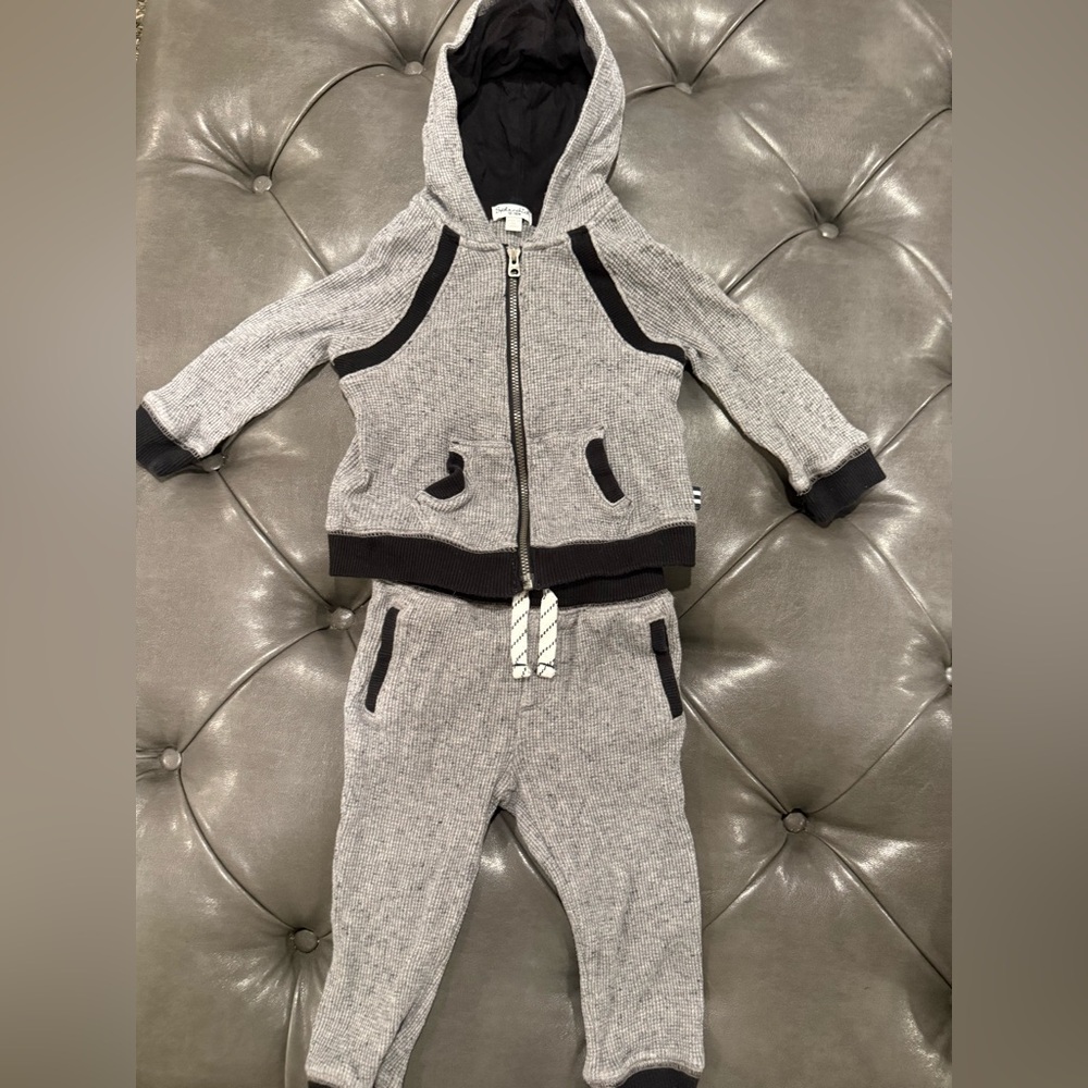 Splendid Toddler Boy Thermal Hoodie set - 12-18 months